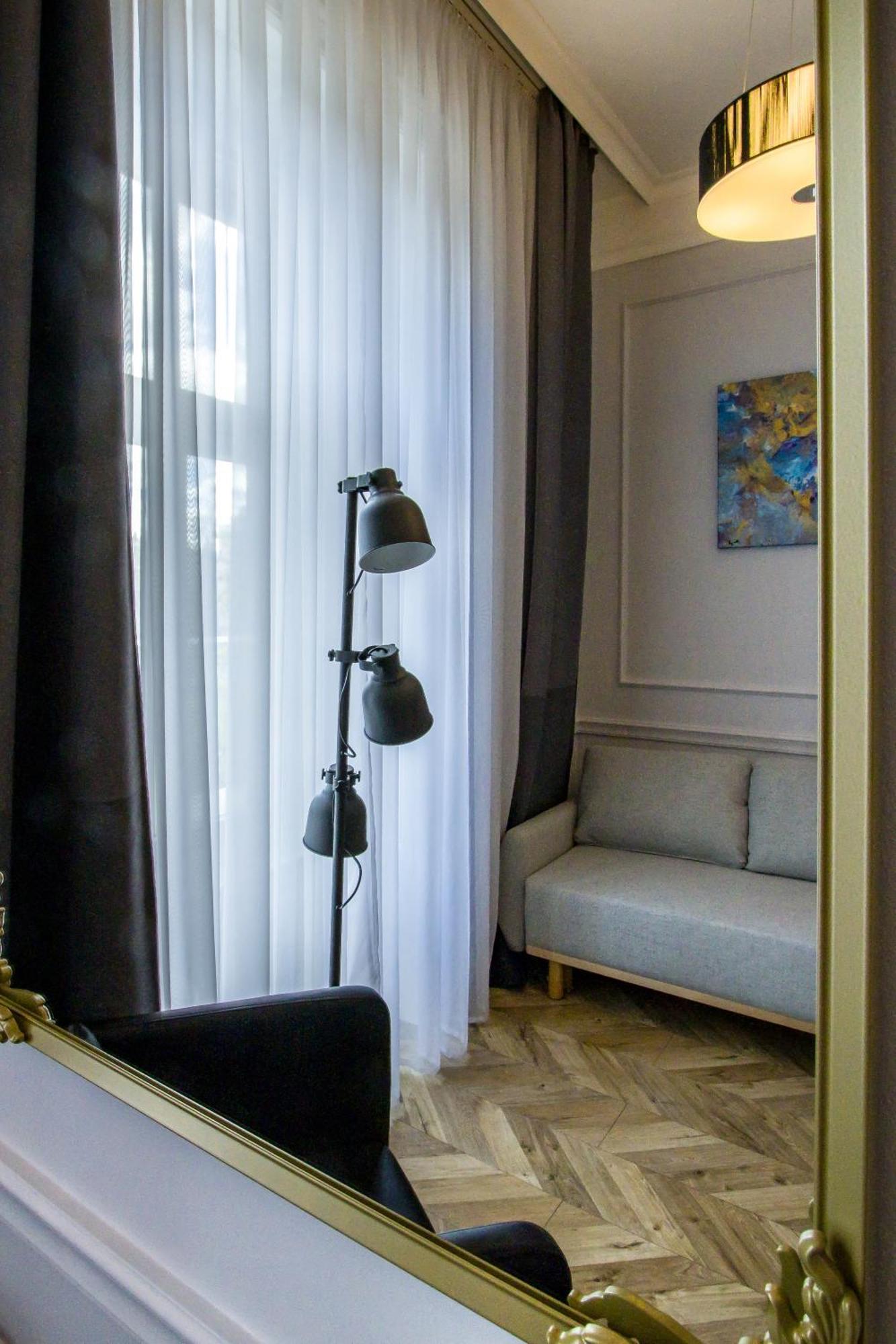 Wilson'S Oktogon Square Suite Apartment بودابست المظهر الخارجي الصورة
